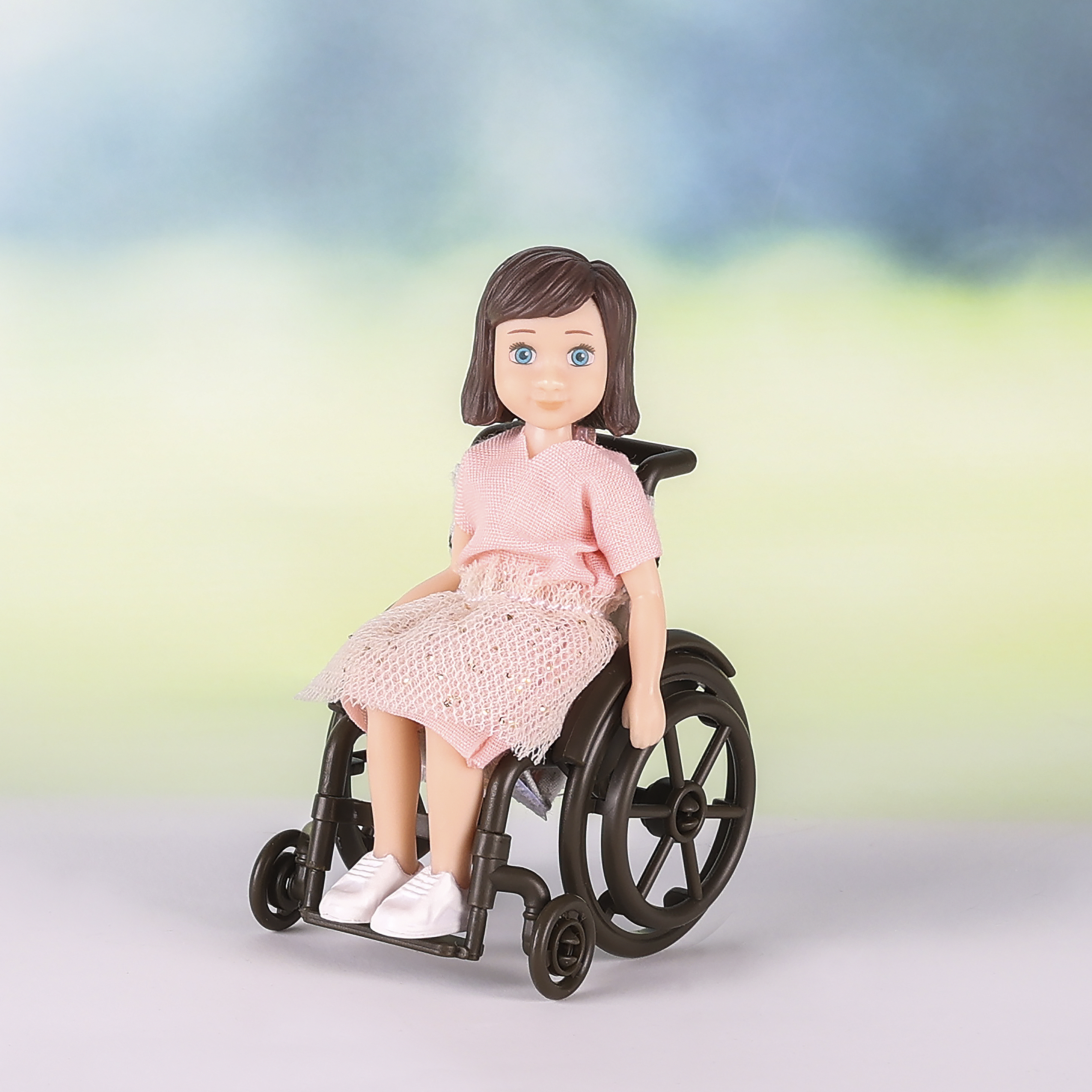 Lundby lundby	dukke til dukkehus	med kørestol